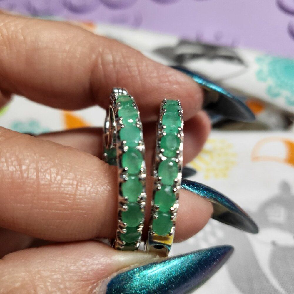 Exquisite Ethiopian Emerald Inside out Sterling Silver hoops - Picture 2 of 6